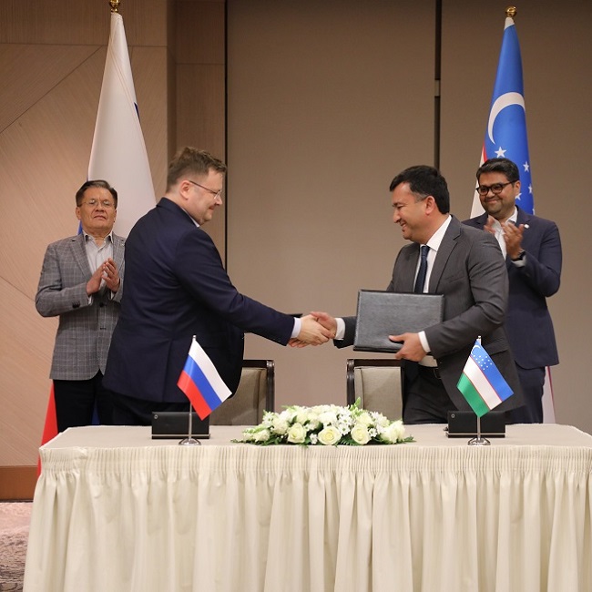   The Russian Federation and Uzbekistan sign an agreement on the construction of a small nuclear power plant